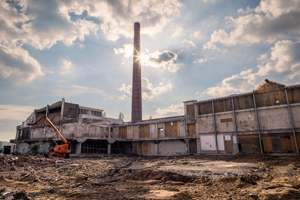 Loading... just a sec